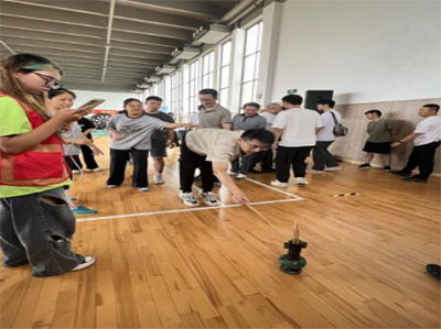 2024年(nian)重(zhong)固鎮職工(gong)健康嘉年(nian)華圓滿結束 上海創力(li)集(ji)團(tuán)職工(gong)代(dai)表隊(duì)榮獲團(tuán)體(ti)第三名(míng)(圖2) 2024年(nian)重(zhong)固鎮職工(gong)健康嘉年(nian)華圓滿結束 上海創力(li)集(ji)團(tuán)職工(gong)代(dai)表隊(duì)榮獲團(tuán)體(ti)第三名(míng)(圖2)